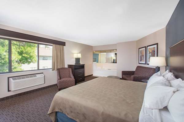 Suite - AmericInn Lodge & Suites North Branch