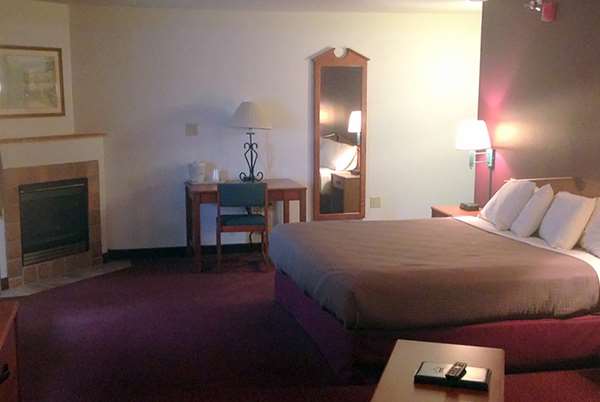  - AmericInn Lodge & Suites Stuart - I-80, Exit 93