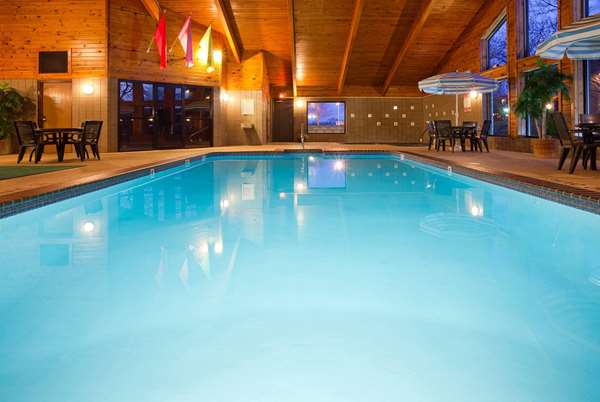 Pool - AmericInn Lodge & Suites Stuart - I-80, Exit 93