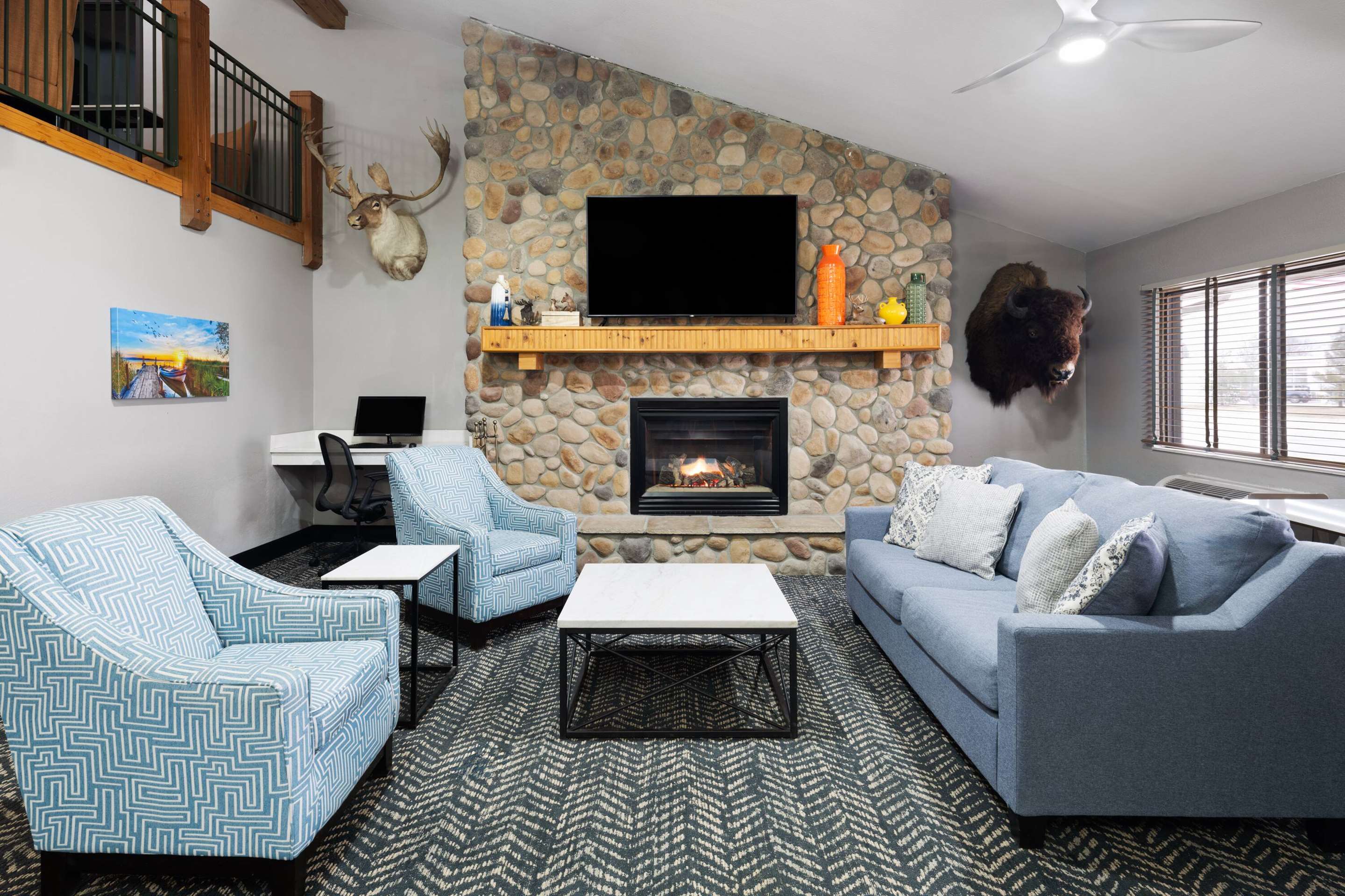 Lobby | AmericInn by Wyndham Stuart