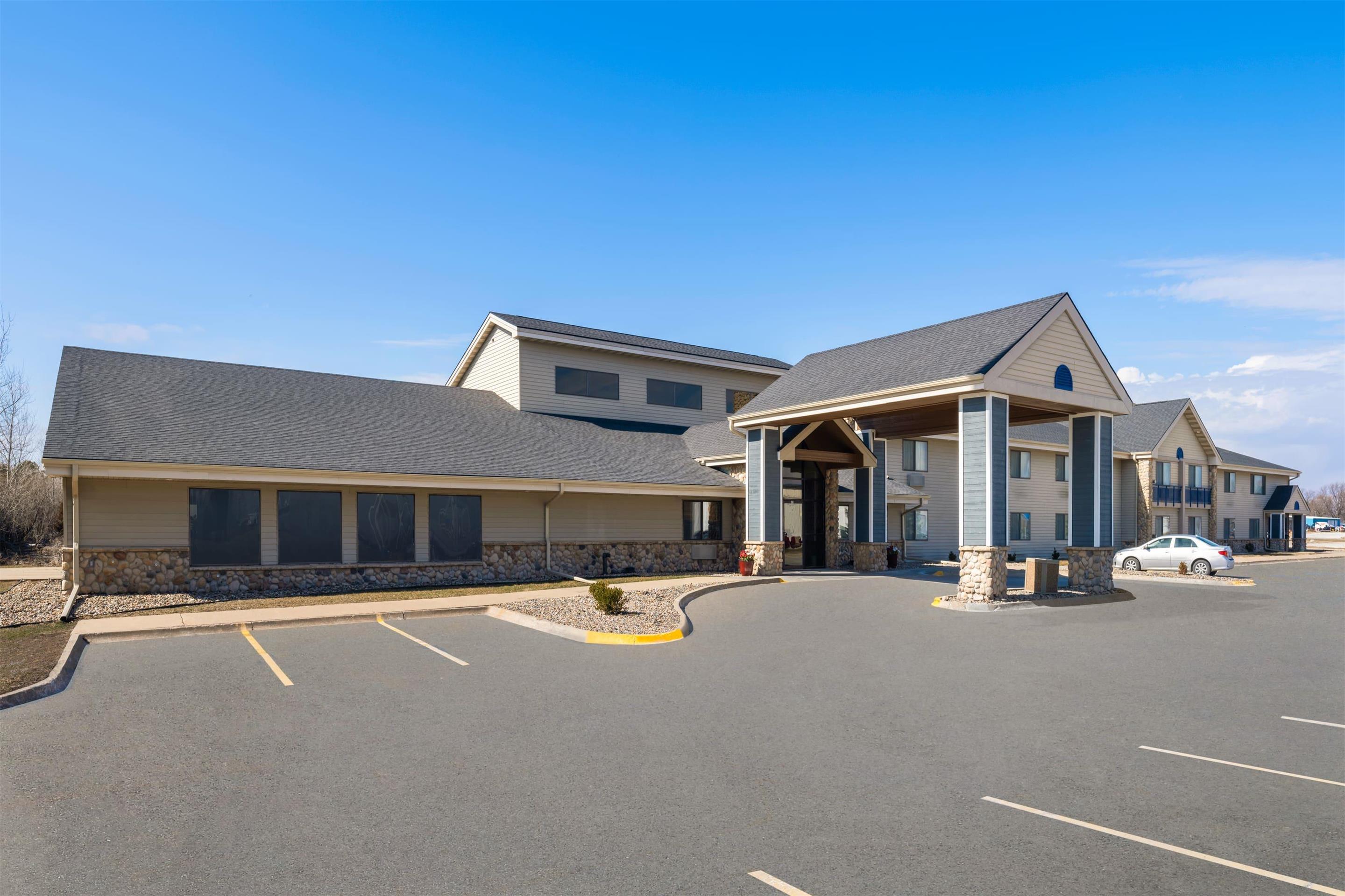 Exterior | AmericInn by Wyndham Stuart