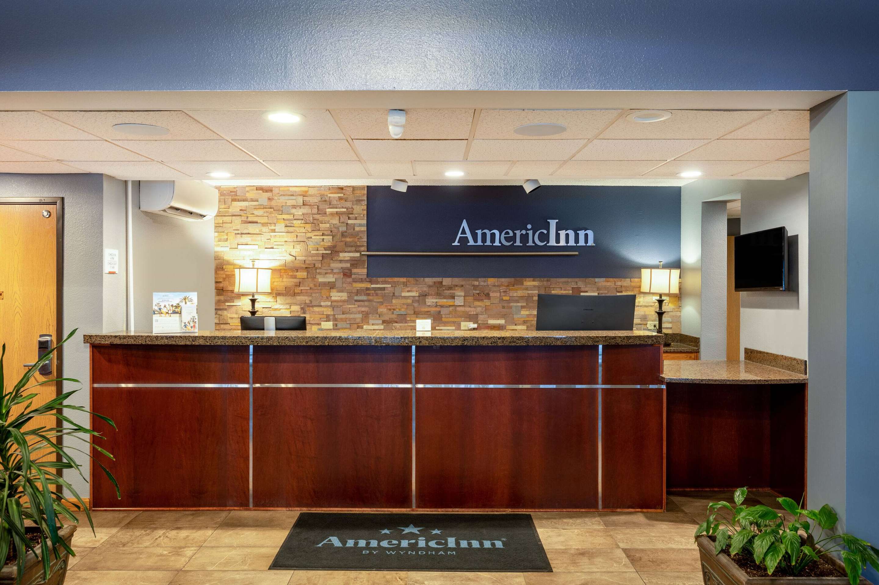 Reception | AmericInn by Wyndham Eau Claire