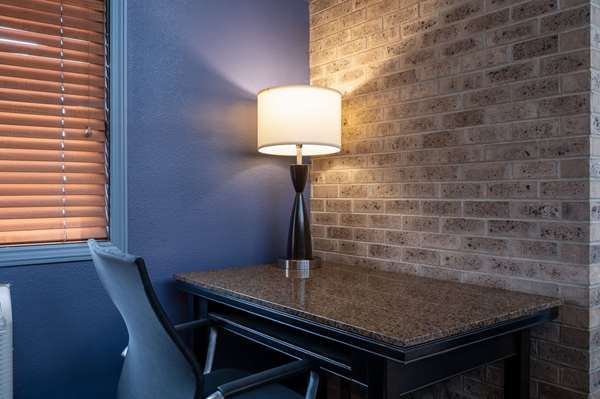AmericInn by Wyndham Eau Claire