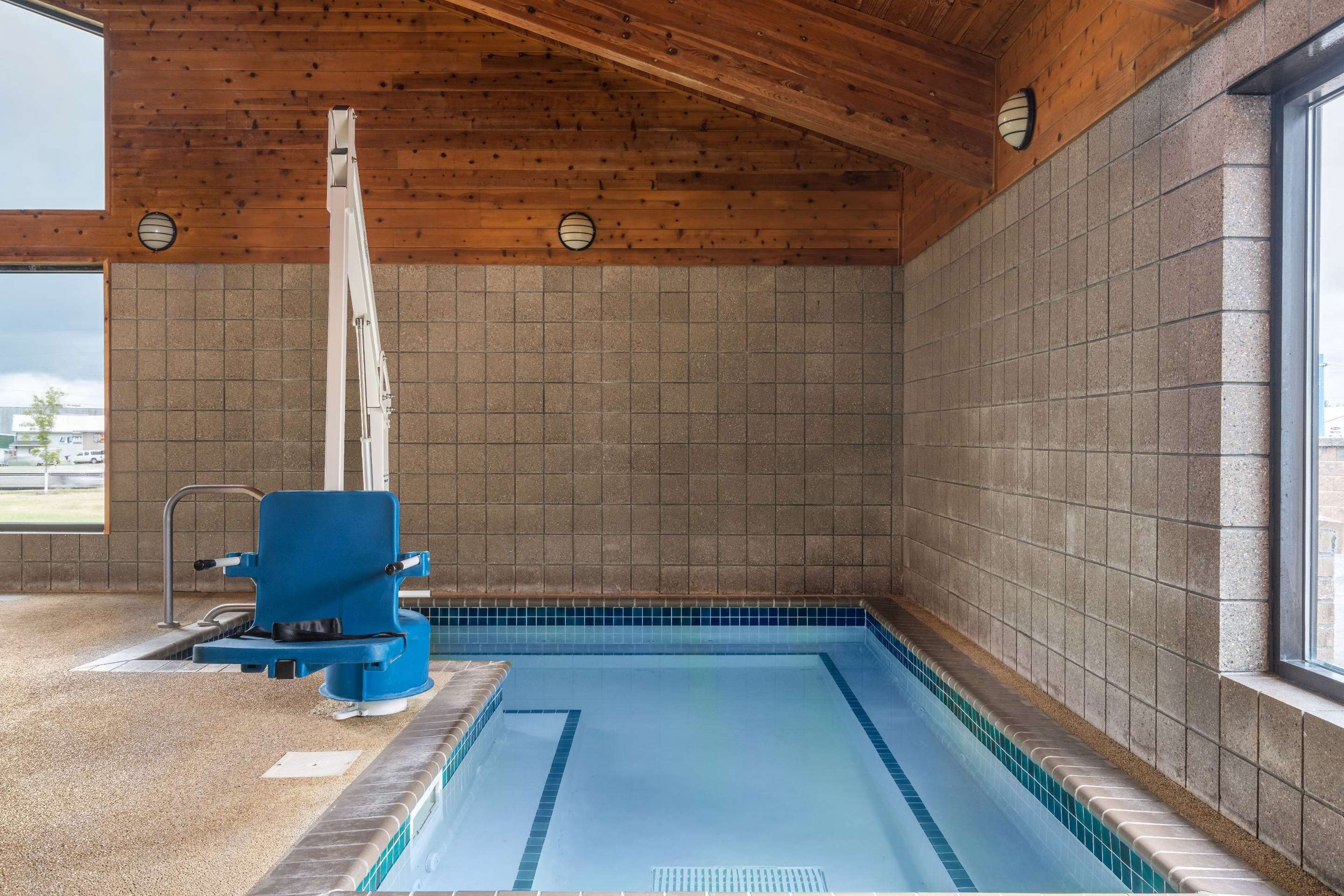 Pool | AmericInn by Wyndham Detroit Lakes