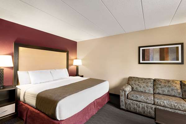 1 King Bed, Non-Smoking