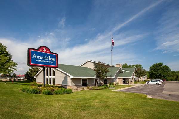 Exterior view - AmericInn Lodge & Suites Northfield