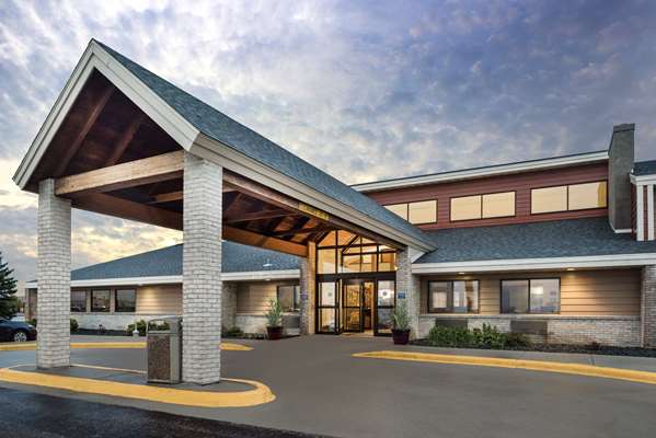 Exterior view - AmericInn Wahpeton