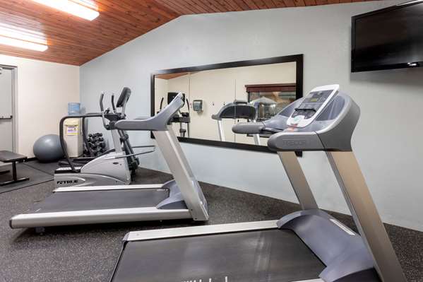 Fitness/ Exercise Room - AmericInn Fergus Falls Conference Center - I-94, Exit 54