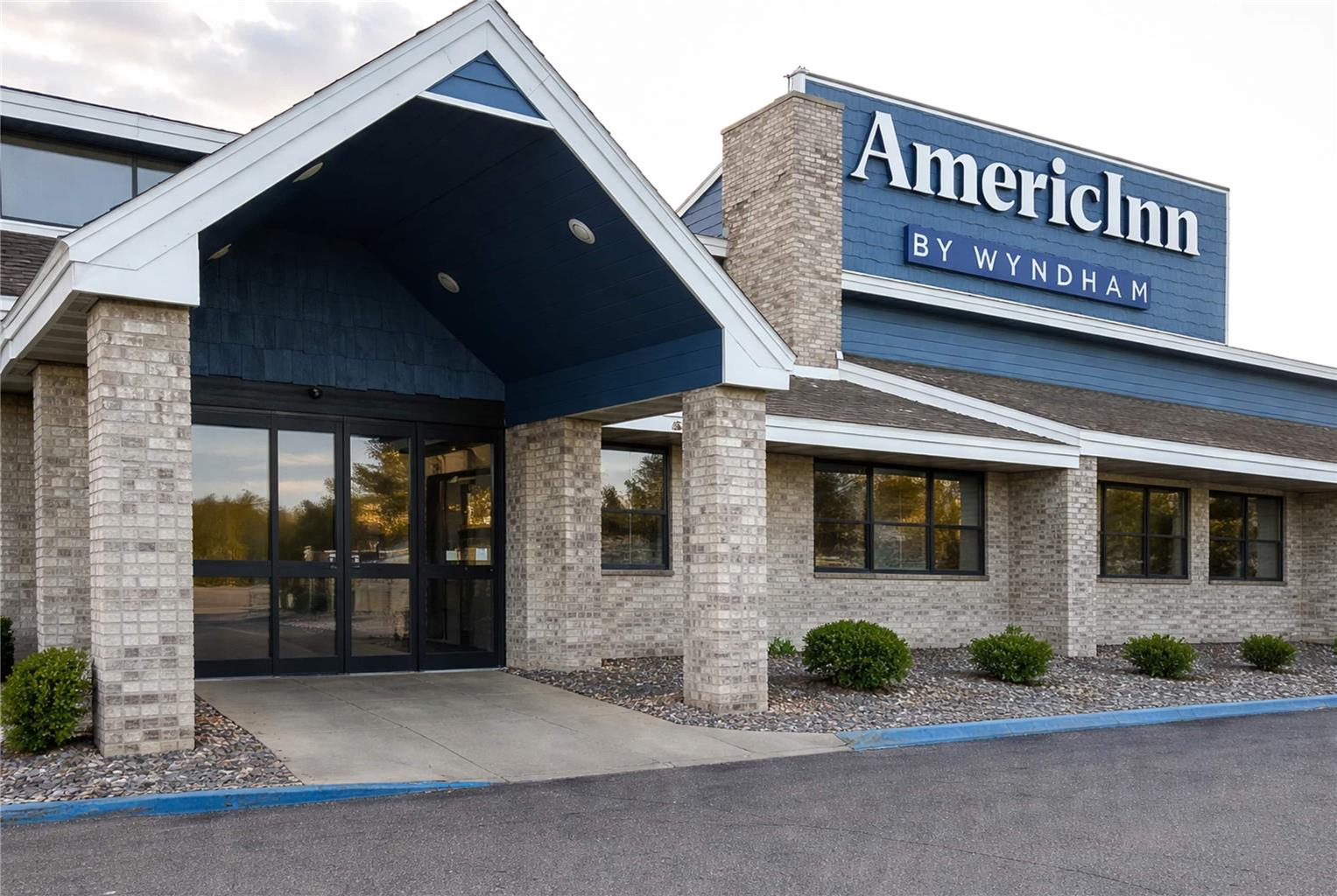 AmericInn by Wyndham Fergus Falls
