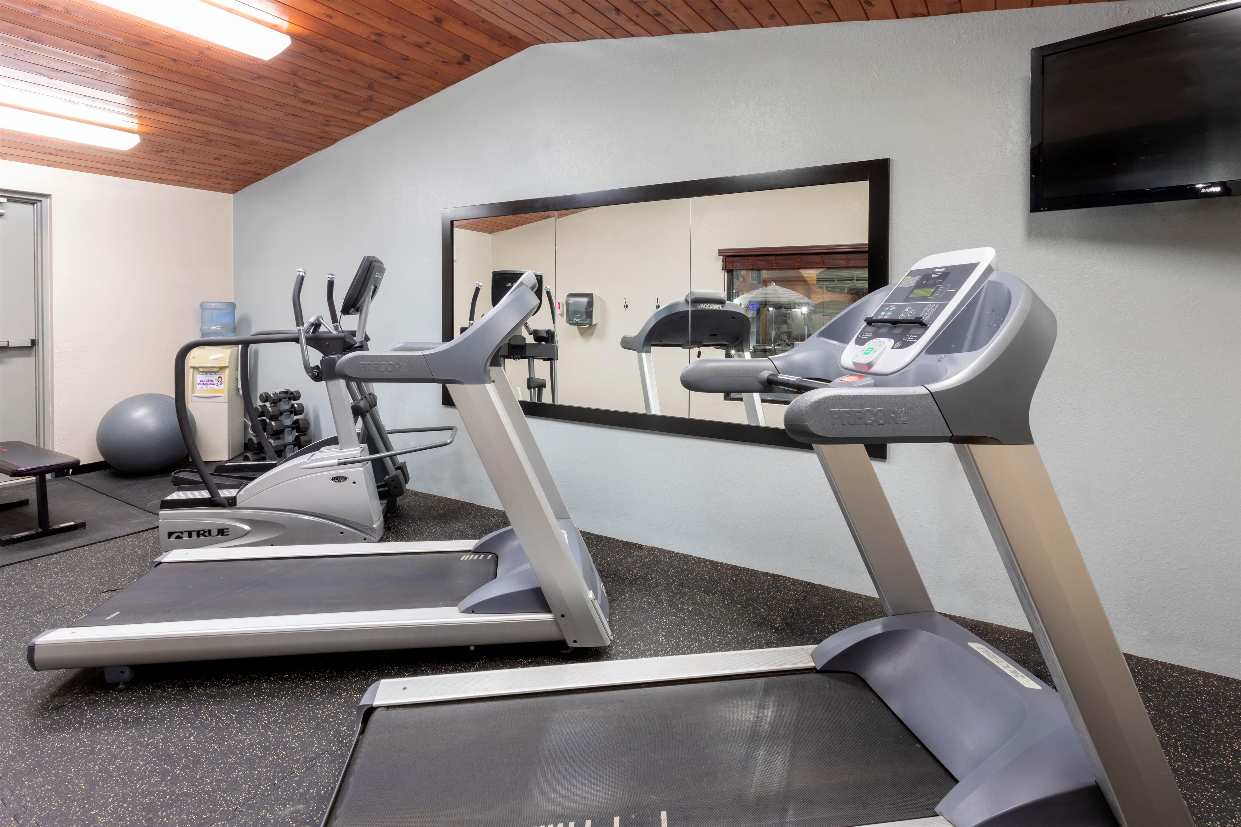 Health club fitness center gym | AmericInn by Wyndham Fergus Falls - Conference Center