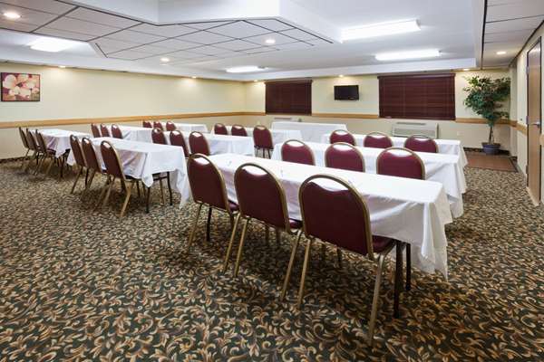  - AmericInn Lodge & Suites West Acres Fargo - I-29, Exit 64