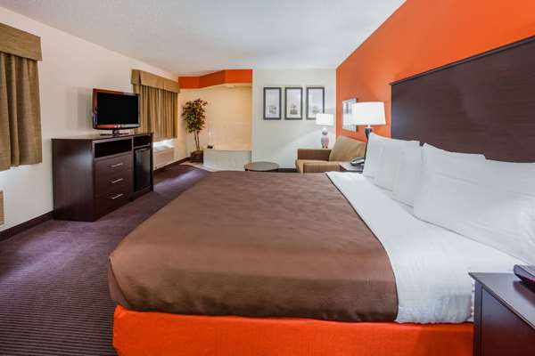 Suite - AmericInn Lodge & Suites Mora