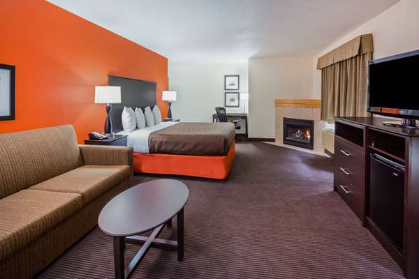 Suite - AmericInn Lodge & Suites Mora