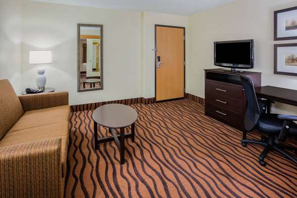 Suite - AmericInn Lodge & Suites Mora