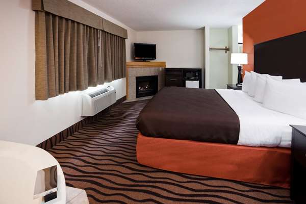 Suite - AmericInn Lodge & Suites Mora