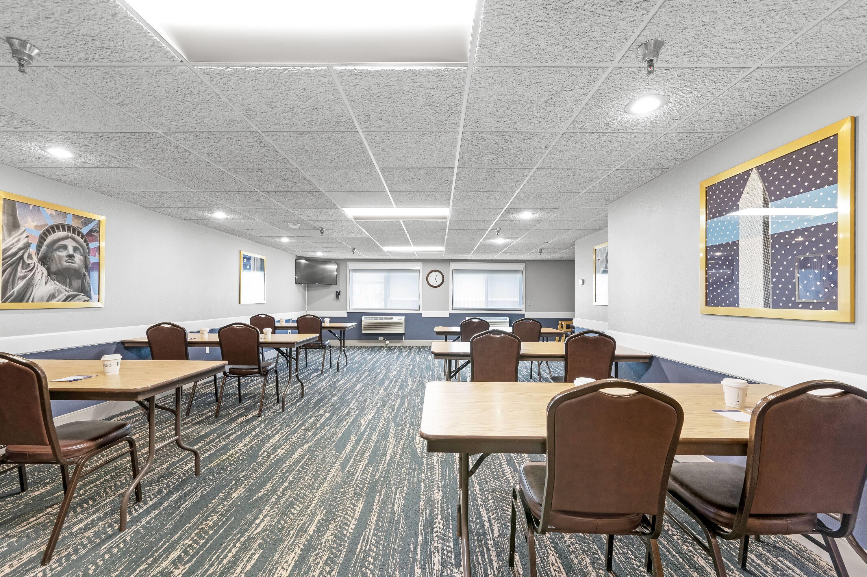 Meeting Room | AmericInn by Wyndham Sauk Centre