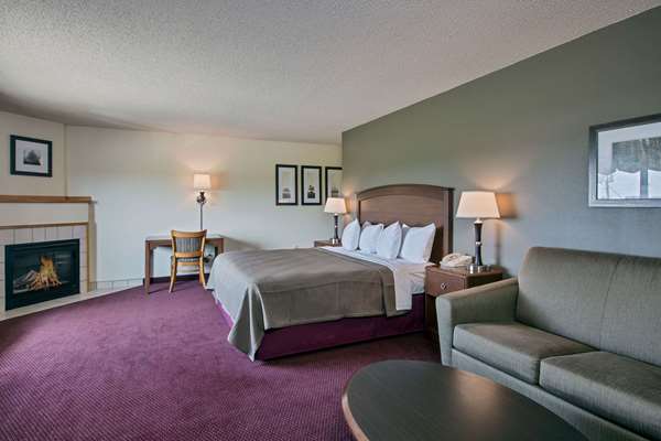  - AmericInn Hotel & Suites Iowa Falls