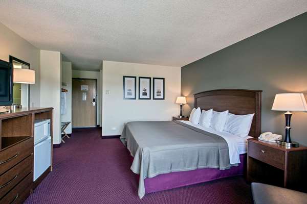  - AmericInn Hotel & Suites Iowa Falls