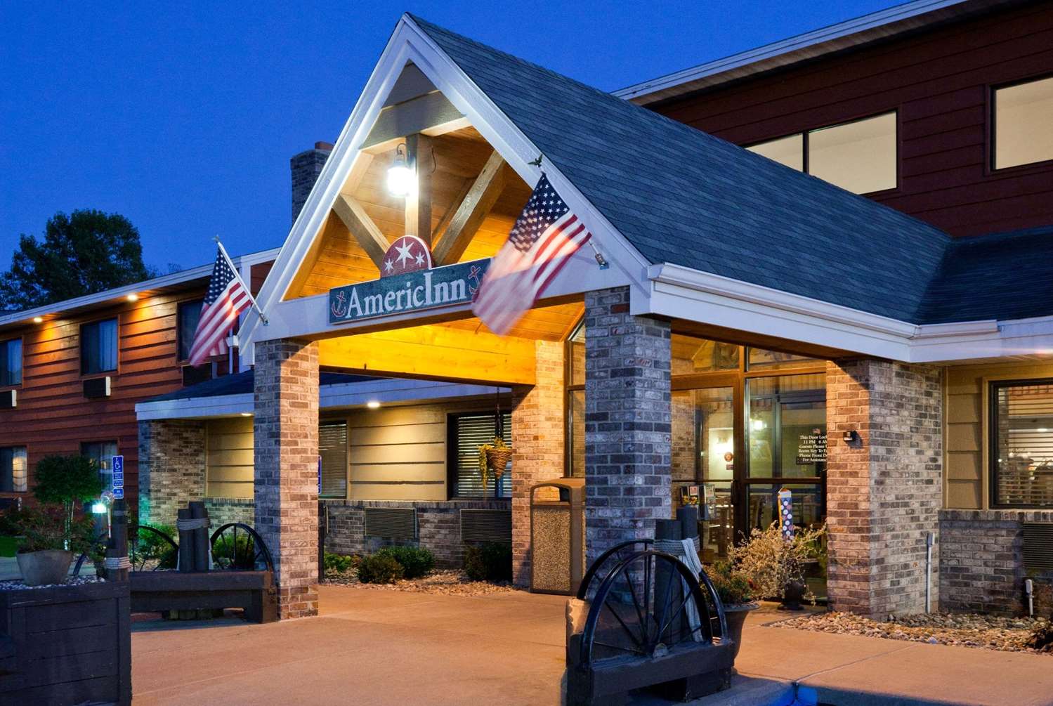 AmericInn Lodge & Suites Menominee, MI See Discounts