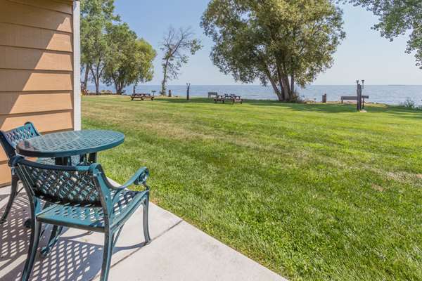  - AmericInn Lodge & Suites Menominee