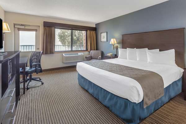  - AmericInn Lodge & Suites Menominee