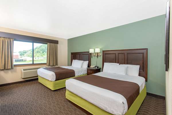  - AmericInn Hotel & Suites West Salem