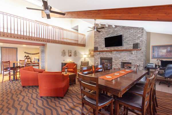  - AmericInn Lodge & Suites St Cloud - I-94, Exit 171