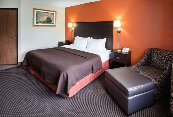  - AmericInn Plover - I-39, Exit 153