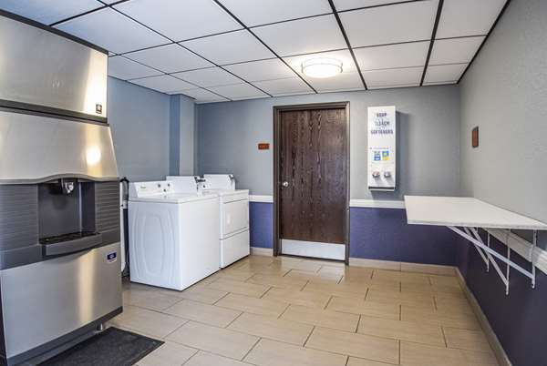 Amenities - AmericInn Plover - I-39, Exit 153