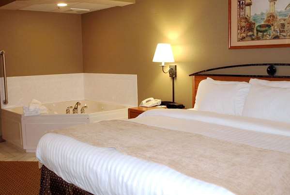  - AmericInn Lodge & Suites Grimes