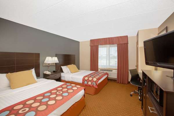  - AmericInn Coralville - I-80, Exit 240