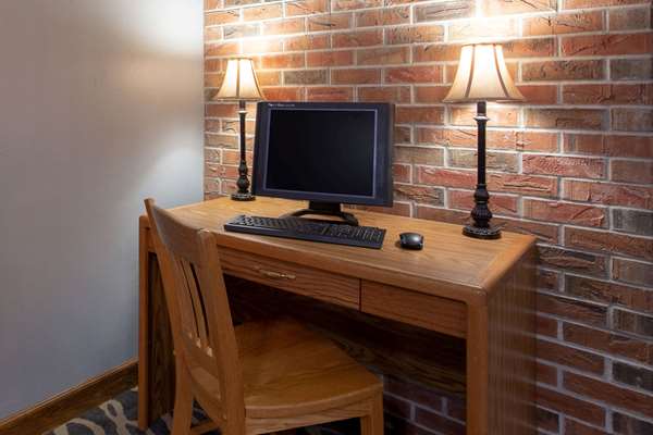 Conference Area - AmericInn Coralville - I-80, Exit 240