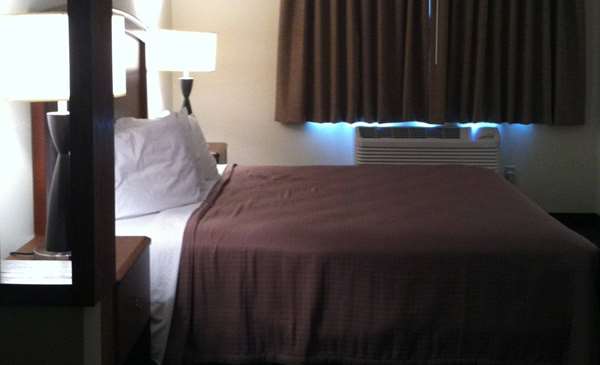  - AmericInn Lodge & Suites Beulah - I-94, Exit 110