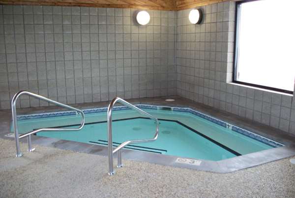 Pool - AmericInn Lodge & Suites Beulah - I-94, Exit 110