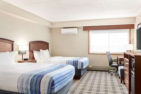 Suite - AmericInn Lodge & Suites Roseau