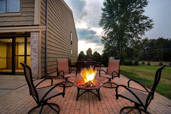  - AmericInn Lodge & Suites Tomah - I-94, Exit 143