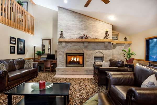  - AmericInn Lodge & Suites Tomah - I-94, Exit 143