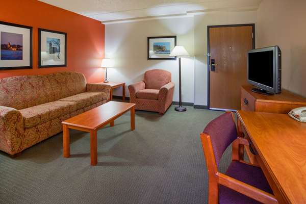 Suite - AmericInn Lodge & Suites Wetmore