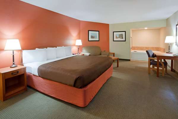 Suite - AmericInn Lodge & Suites Wetmore