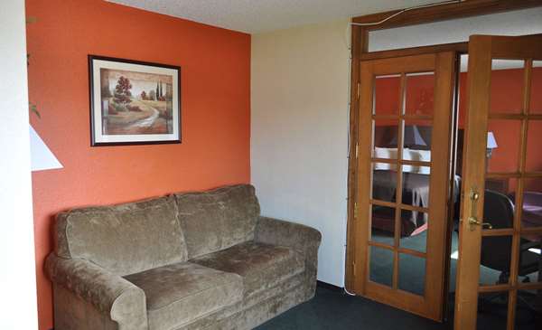  - AmericInn Plymouth