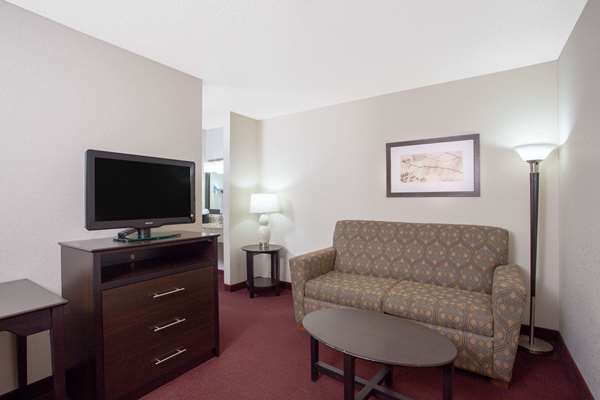 Suite - AmericInn Hayward