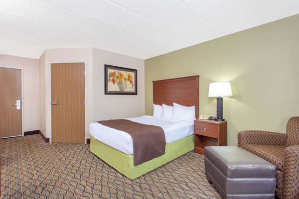  - AmericInn Hotel & Suites Sheboygan
