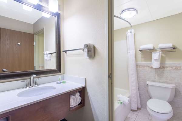  - AmericInn Hotel & Suites Sheboygan