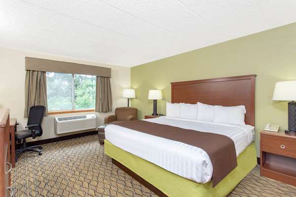  - AmericInn Hotel & Suites Sheboygan