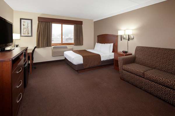 1 Queen Bed, Accessible Room, Non-Smoking