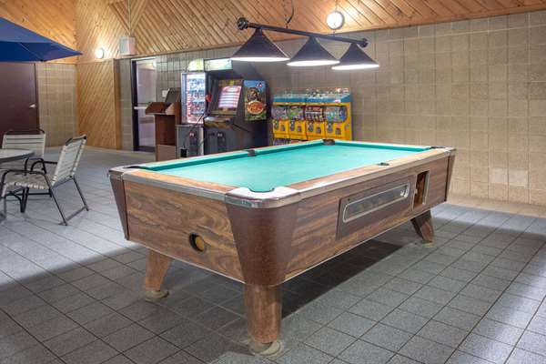  - AmericInn Lodge & Suites West Green Bay