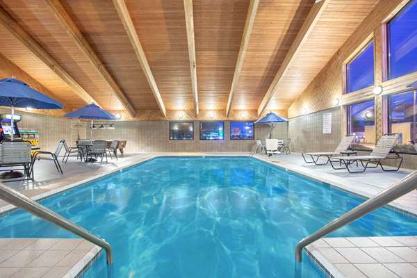 Pool - AmericInn Lodge & Suites West Green Bay