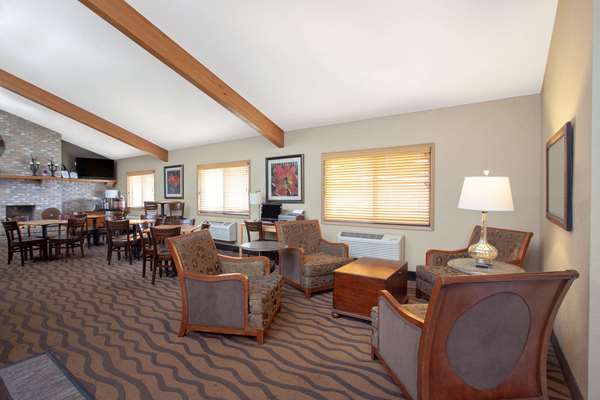  - AmericInn Albert Lea - I-90, Exit 157