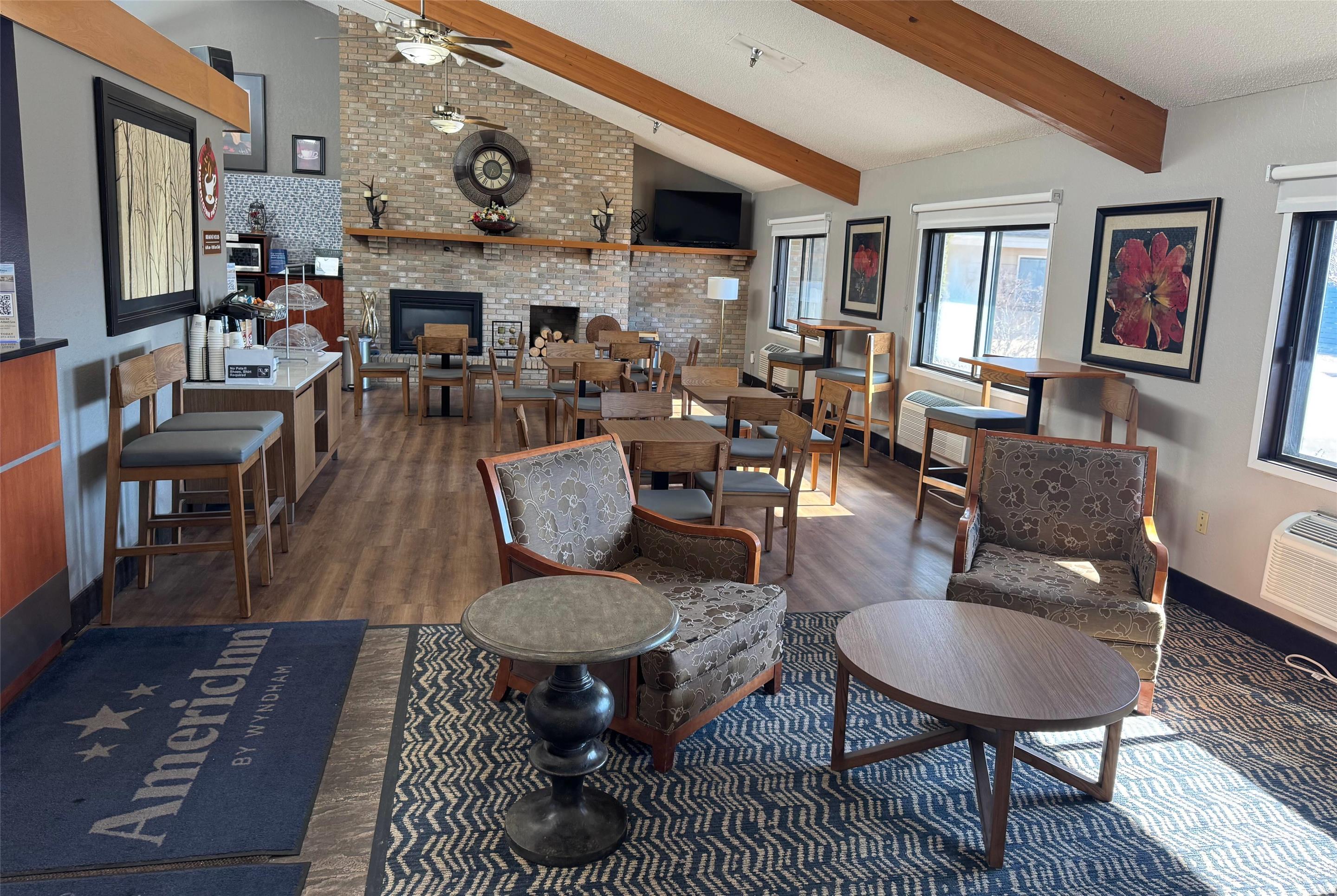 Lobby | AmericInn by Wyndham Albert Lea