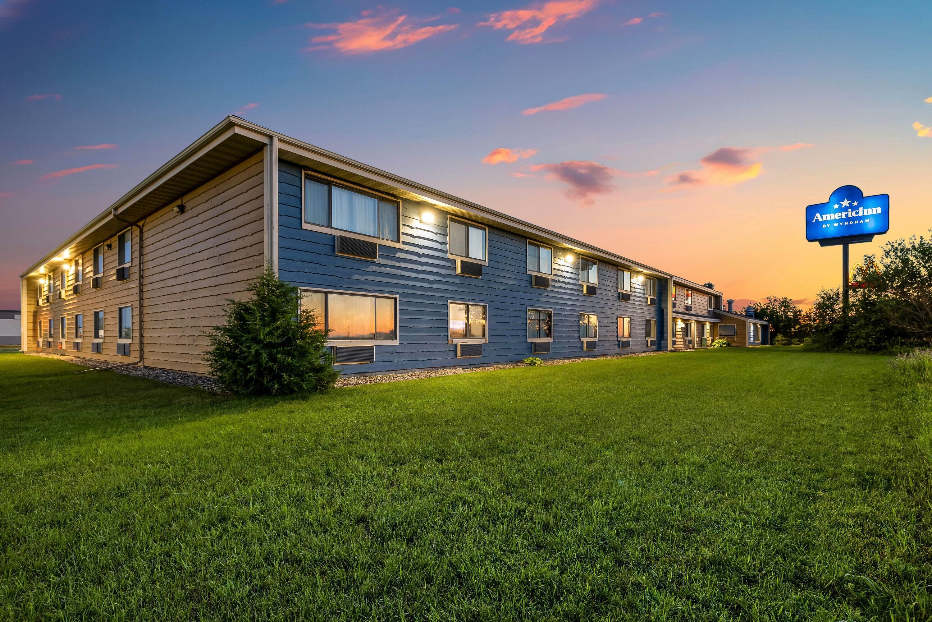 Exterior | AmericInn by Wyndham Albert Lea